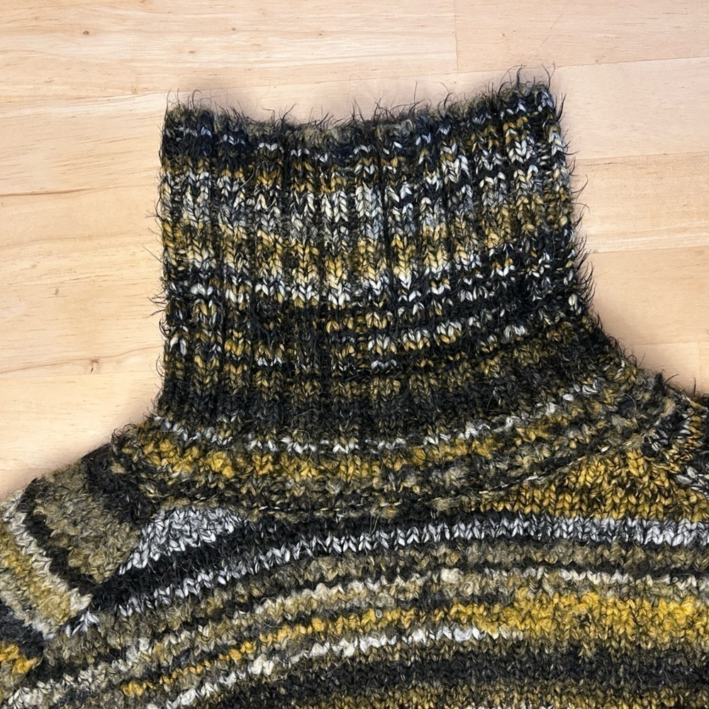 Aritzia Babaton Titus Soft Stretchy Wool Alpaca Turtleneck Sweater/XSmall - Picture 6 of 11